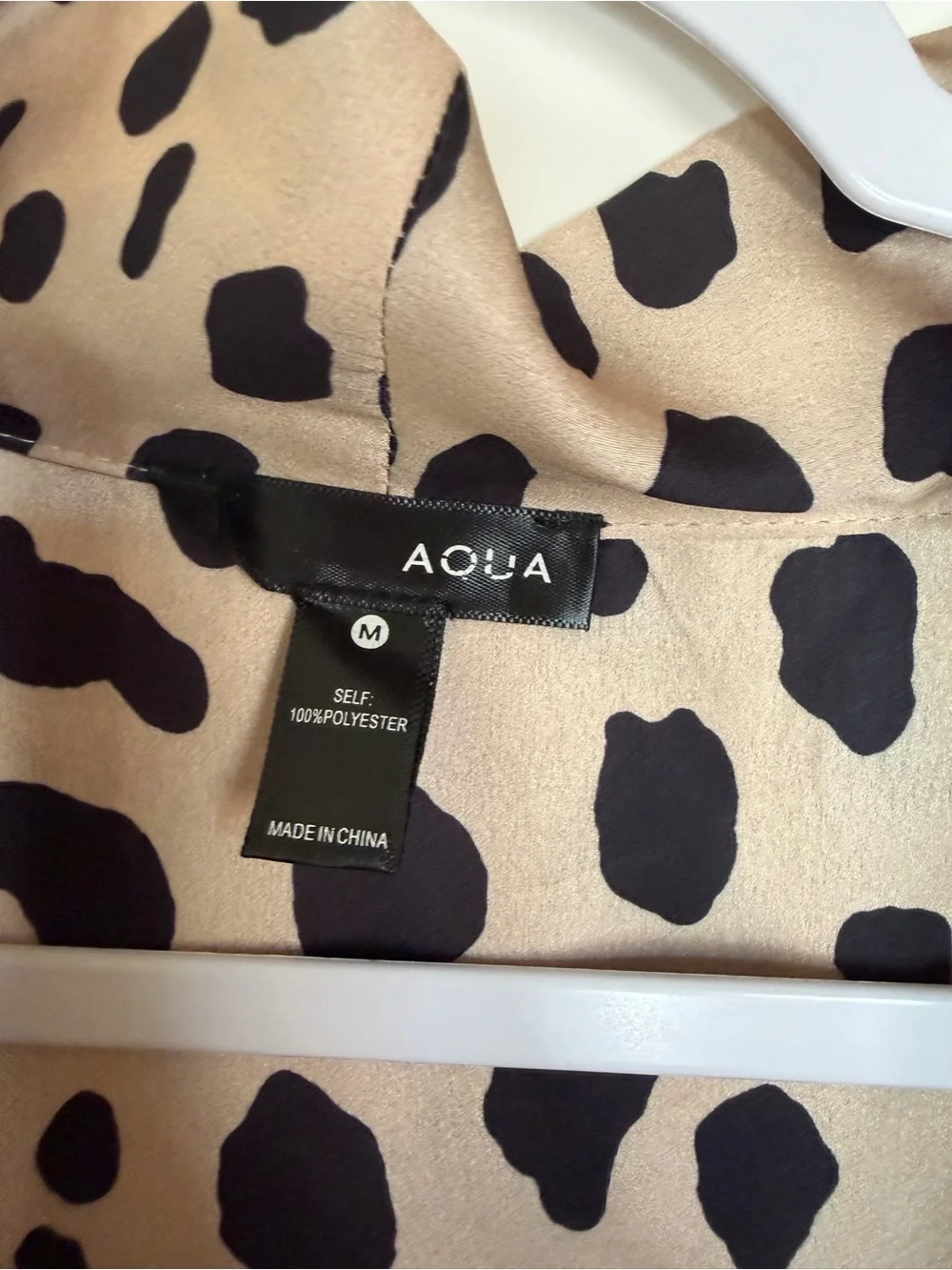 Aqua Beige and Black Leopard Twist Front Blouse - Picture 3 of 4